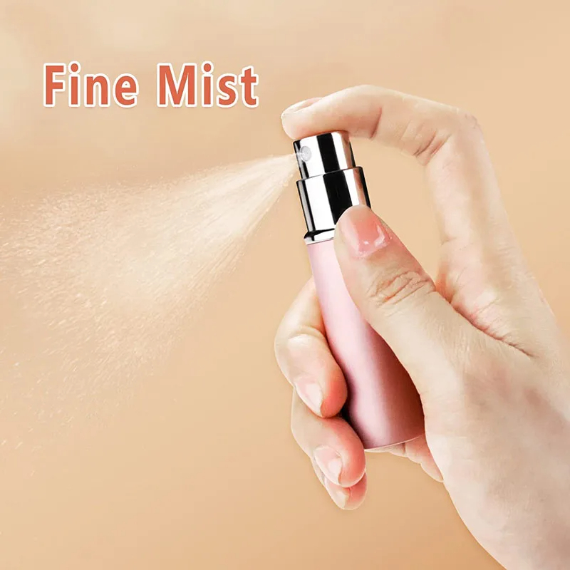 4 pezzi + 4 accessori Mini ato - Perfume Quotes recensione e prezzo